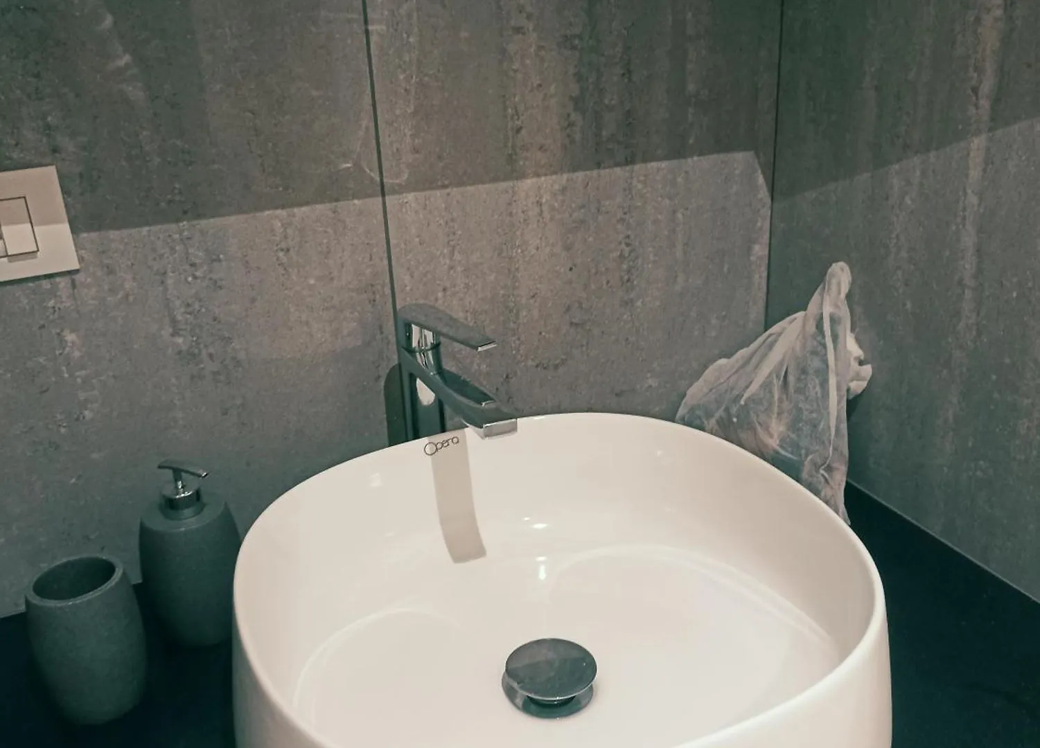 Gem In The City Center Of Lucca With Air Conditioning - Exclusive Ground Floor House Inside The Walls Close To Botanical Garden And Piazza San Martinoヴィラ 0*,  イタリア